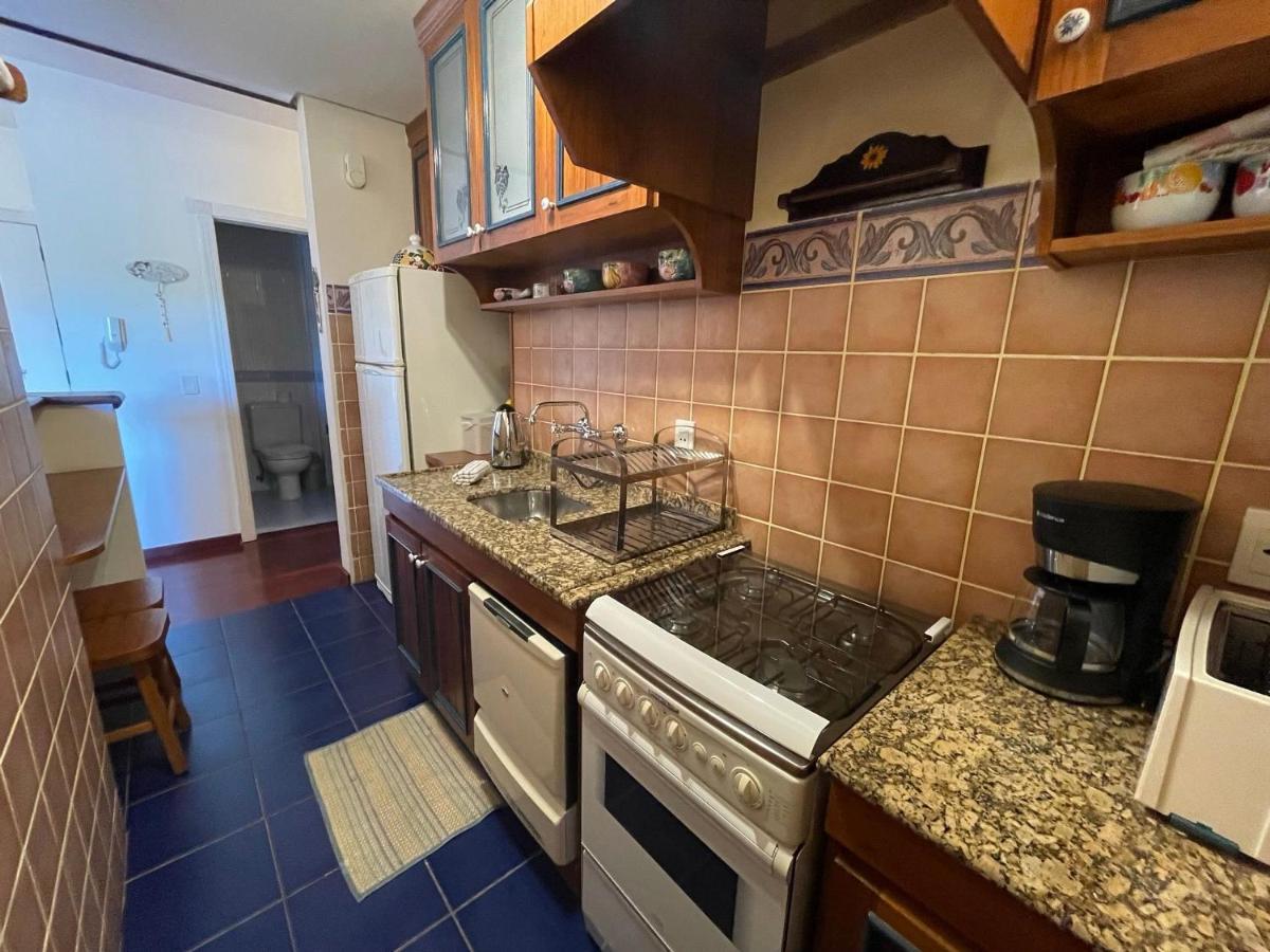 Apartamento No Centro De Gramado 200 Metros Da Rua Coberta Apartment Exterior photo