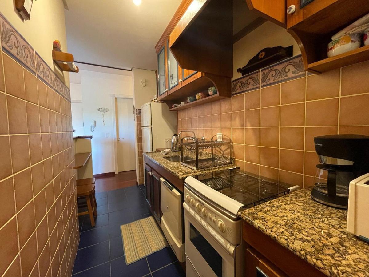 Apartamento No Centro De Gramado 200 Metros Da Rua Coberta Apartment Exterior photo